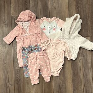 Baby Gap Lot - size 0-3 months - Cozy Cream Light Pink Floral